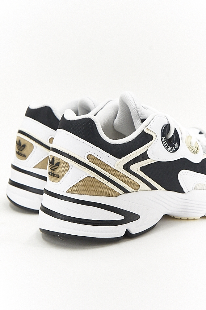 Adidas Astir W White Black White | Sneaker | Footwear | Animal Tracks
