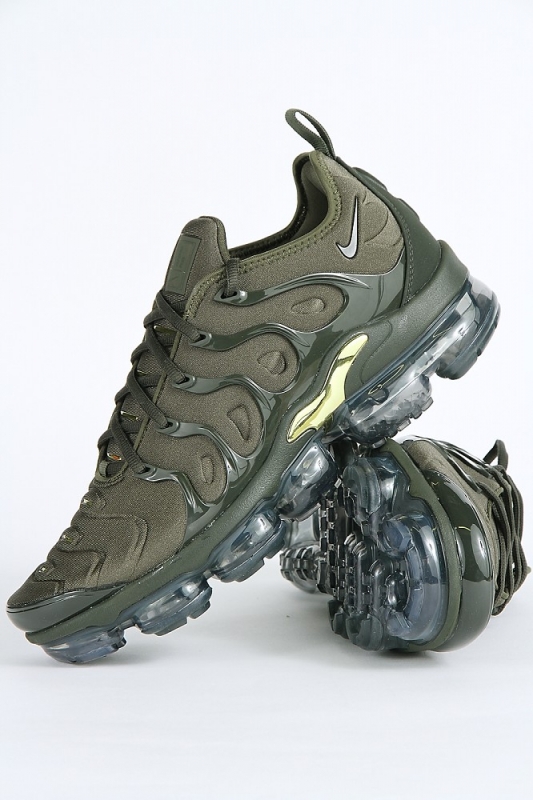 Nike vapormax plus cargo khaki best sale