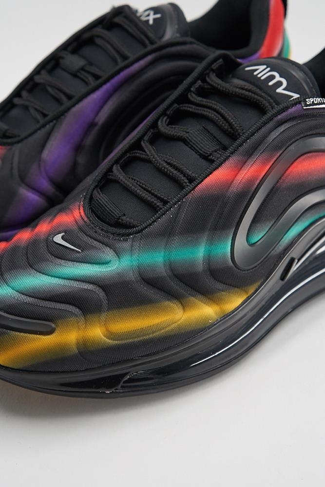 Air max 720 black metallic on sale