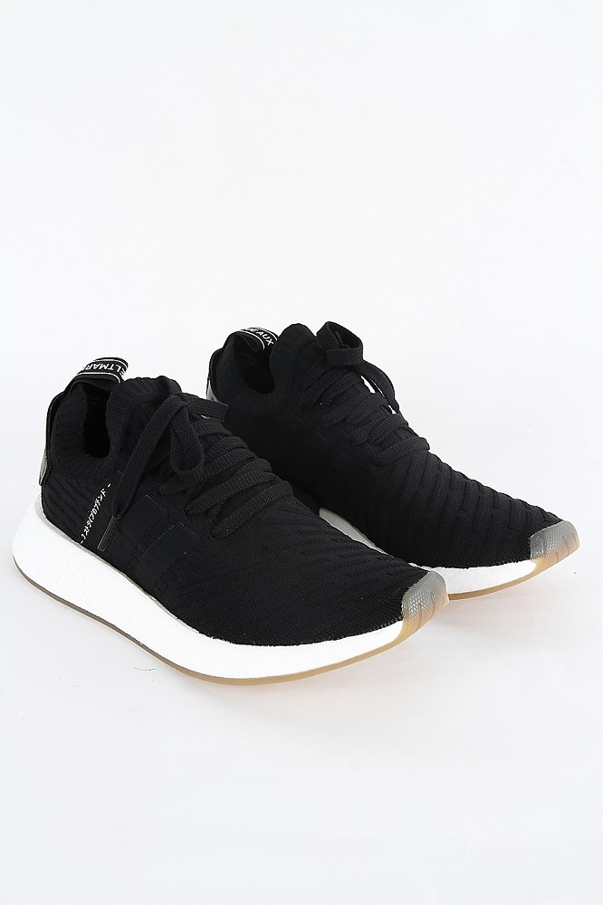 Adidas NMD R2 PK CBLACK CBLACK CBLACK Sneaker Footwear Animal Tracks