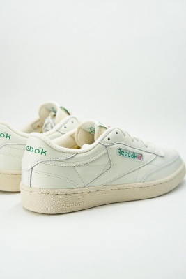 Preview: DV6434 Preview: DV6434